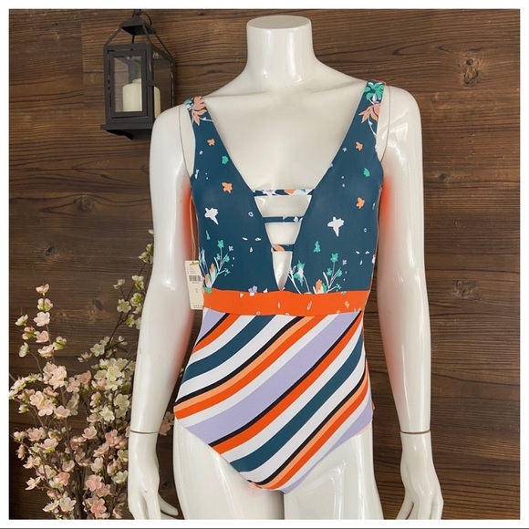 NWT Maaji Reversible Emerald Sunset Swimsuit - Picture 4 of 8